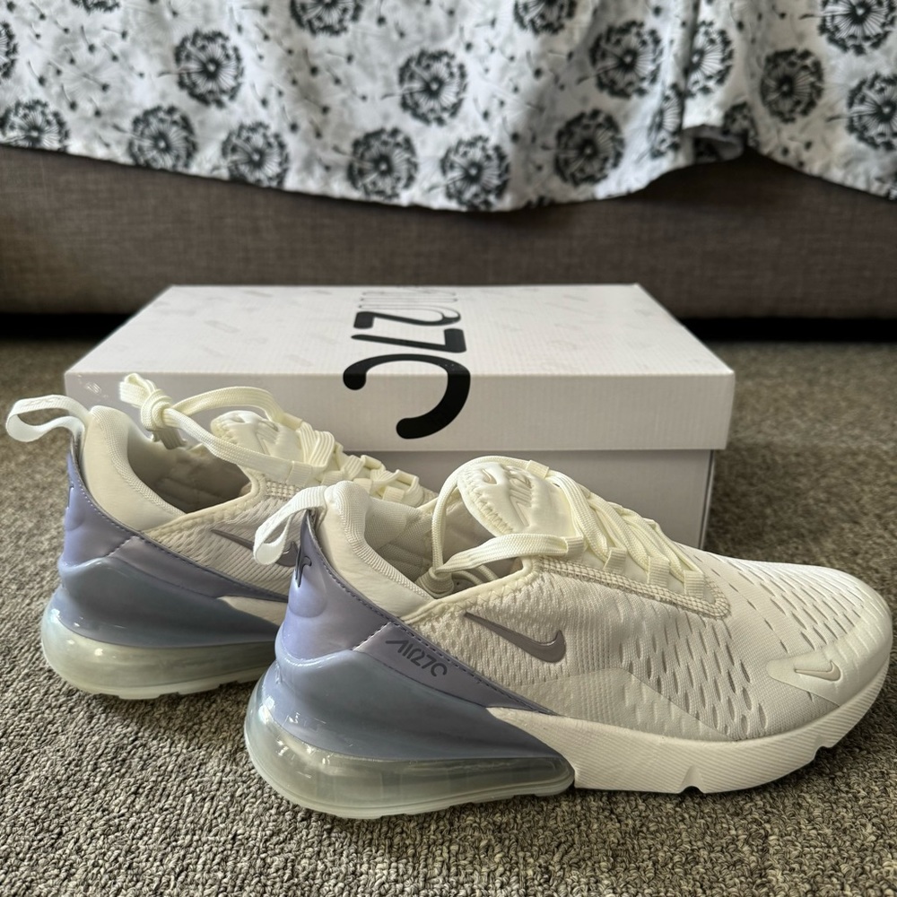 NEW NIKE Air Max 270’s